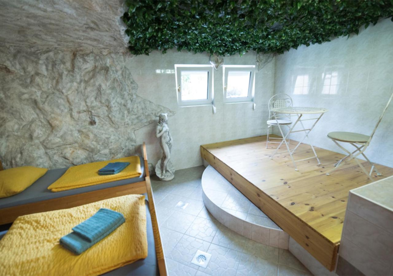 Klub Zlata Ribica Hotel Jesenice Buitenkant foto